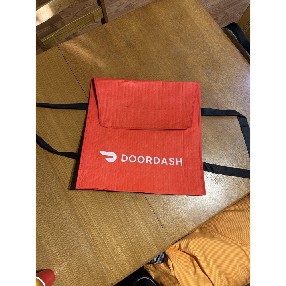 NEW DOORDASH Large Insulated Pizza Food Delivery Bag  19x19x5"